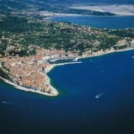 Portoroz Mit Terrasse Und Garten By Interhome Апартаменты